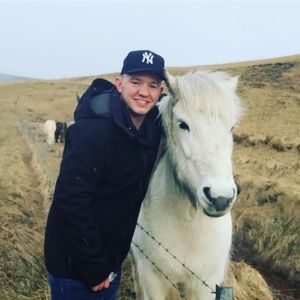 Meet your Posher, Christopher